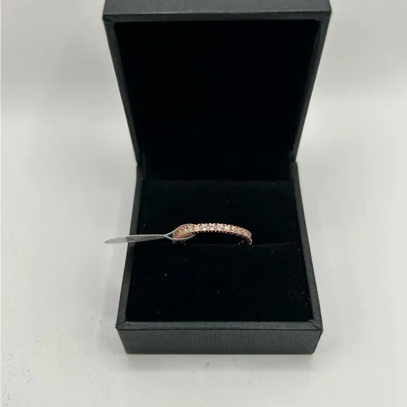 18k Gold Plated Chanel Set Ring 
Size 5,6,8,9 available - Picture 6 of 6